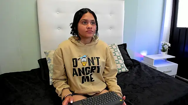 ZoeRiveers online show from 26, 3, 2026