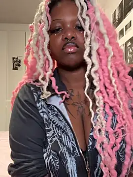 Snapshot of Nyla_xox chatting on 28, 3, 2026 Nyla xox online show from 28, 3, 2026