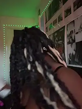 Snapshot of Nyla_xox chatting on 25, 7, 2026 Nyla xox online show from 25, 7, 2026
