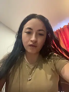 Snapshot of kimberly_peter chatting on 7, 6, 2026 kimberly peter online show from 7, 6, 2026