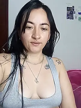 Snapshot of kimberly_peter chatting on 25, 7, 2026 kimberly peter online show from 25, 7, 2026