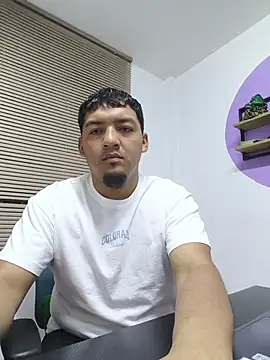Snapshot of Itsdavidxxx chatting on 28, 6, 2026 Itsdavidxxx online show from 28, 6, 2026