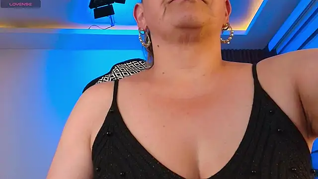 Snapshot of Cinthya_roberts chatting on 12, 5, 2026 Cinthya roberts online show from 12, 5, 2026