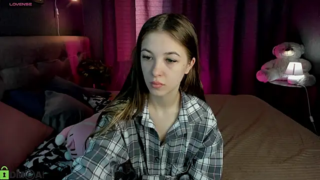 Miss Shanel online show from 28, 5, 2026