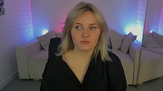 KathyBriggs online show from 2, 4, 2026