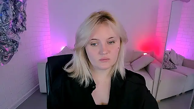 KathyBriggs online show from 26, 4, 2026