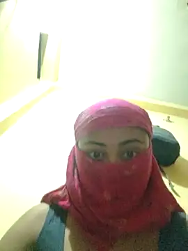 itzhappy92 online show from 3, 4, 2026