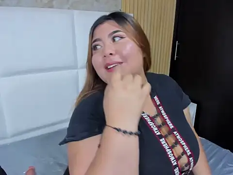 TiffanyMonrowHL online show from 31, 3, 2026