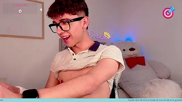 Snapshot of niico_prince chatting on 28, 4, 2026 niico prince online show from 28, 4, 2026