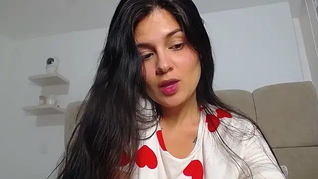 Snapshot of SofiaBanks_ chatting on 16, 4, 2026 SofiaBanks online show from 16, 4, 2026