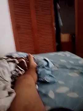 Snapshot of goldboy_0069 chatting on 4, 4, 2026 goldboy 0069 online show from 4, 4, 2026