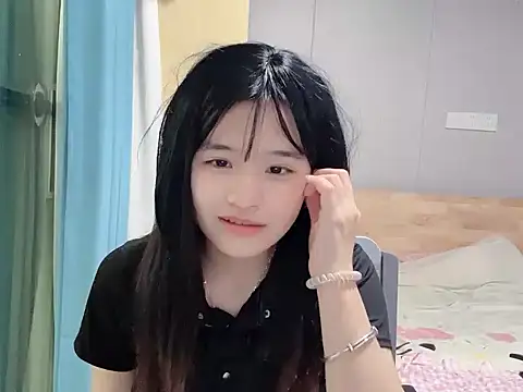 Snapshot of yuaoyuao chatting on 7, 4, 2026 yuaoyuao online show from 7, 4, 2026