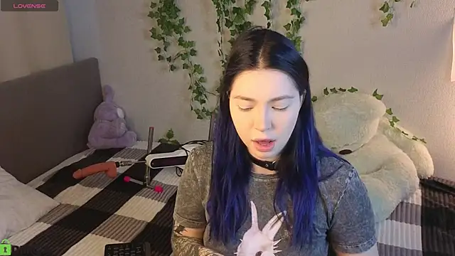 Snapshot of honey_cherrry chatting on 25, 6, 2026 honey cherrry online show from 25, 6, 2026