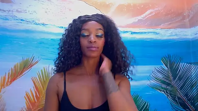 Snapshot of SweetSinAura chatting on 3, 6, 2026 SweetSinAura online show from 3, 6, 2026