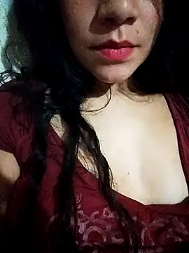 Snapshot of Morena__Florr chatting on 4, 7, 2026 Morena Florr online show from 4, 7, 2026