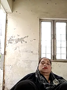 Snapshot of Raanieoy012 chatting on 5, 4, 2026 Raanieoy012 online show from 5, 4, 2026