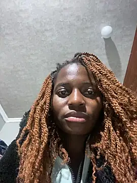 DarkChocolateSlender  online show from 9, 5, 2026