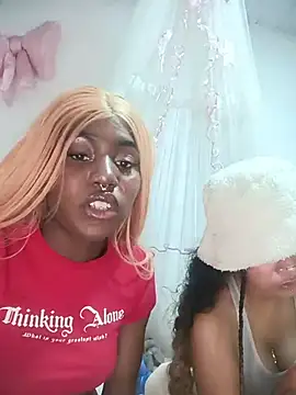 Snapshot of KatyBelle_ chatting on 21, 4, 2026 KatyBelle online show from 21, 4, 2026