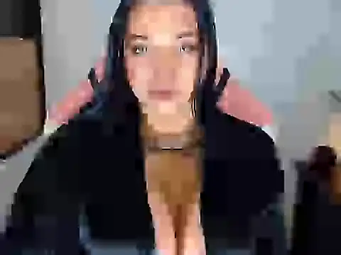 Snapshot of CyraHasABigCock chatting on 9, 7, 2026 CyraHasABigCock online show from 9, 7, 2026