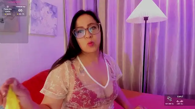 Snapshot of hannabackerr chatting on 14, 4, 2026 hannabackerr online show from 14, 4, 2026