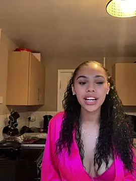 Brattybaee online show from 10, 4, 2026