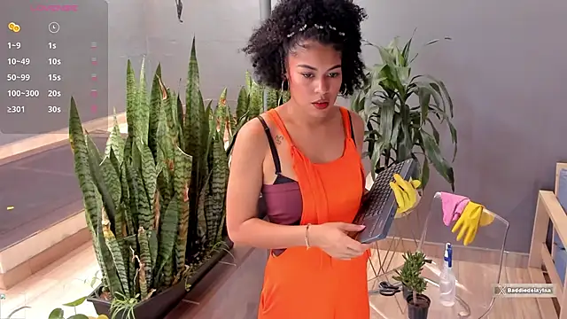 baddie delaylaa online show from 22, 4, 2026