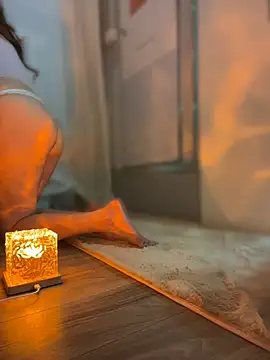 Snapshot of HongKong_Lana chatting on 13, 4, 2026 HongKong Lana online show from 13, 4, 2026