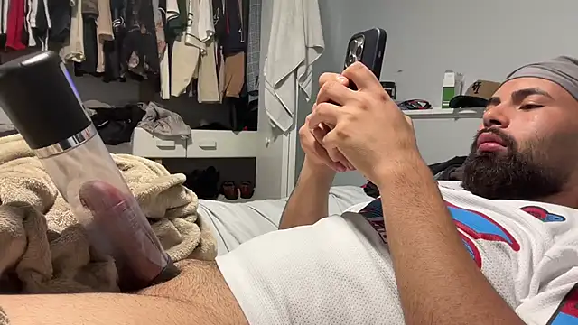 latinoo hott22 online show from 2, 6, 2026