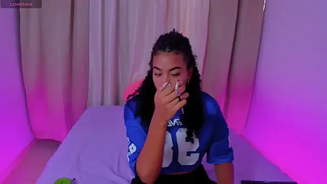 Snapshot of Emy_sweet07 chatting on 3, 4, 2026 Emy sweet07 online show from 3, 4, 2026
