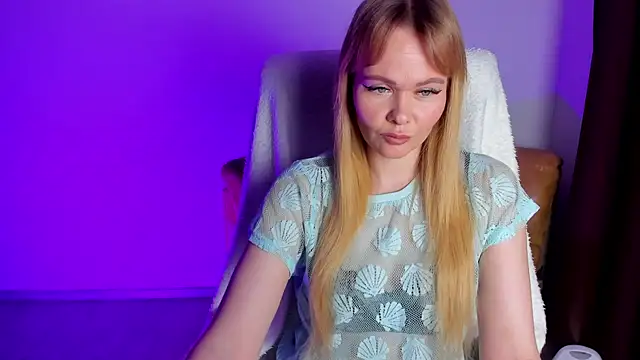 Kirasweetlove online show from 6, 4, 2026