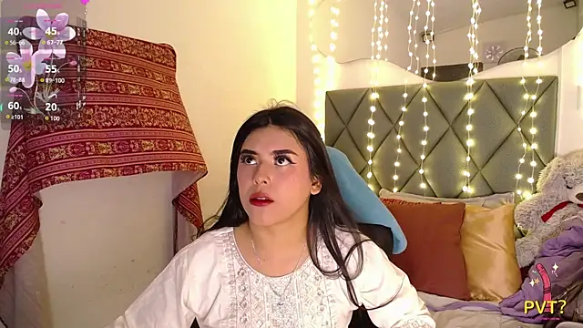 Snapshot of devika_kumar chatting on 27, 4, 2026 devika kumar online show from 27, 4, 2026