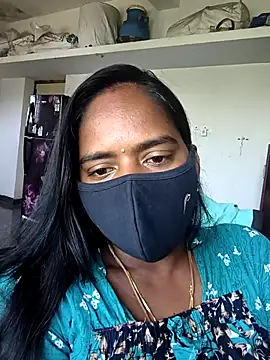 Snapshot of Tamil_Sangeetha chatting on 2, 4, 2026 Tamil Sangeetha online show from 2, 4, 2026