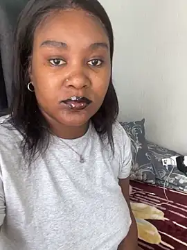 Saucy peachy online show from 4, 4, 2026