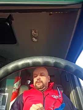 Cristo1982 online show from 15, 4, 2026