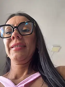 Snapshot of SofiParma chatting on 9, 5, 2026 SofiParma online show from 9, 5, 2026