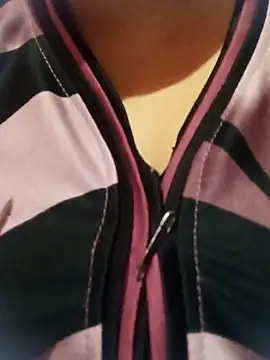 Snapshot of itz-liliroy chatting on 3, 4, 2026 itz-liliroy online show from 3, 4, 2026