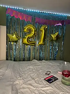 Snapshot of VelvetPrive14 chatting on 17, 6, 2026 VelvetPrive14 online show from 17, 6, 2026