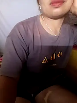 Snapshot of cat-kat chatting on 22, 4, 2026 cat-kat online show from 22, 4, 2026