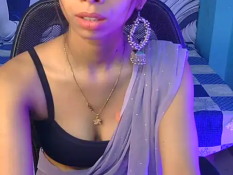 Snapshot of soniya-verma chatting on 6, 4, 2026 soniya-verma online show from 6, 4, 2026