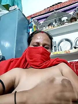 Snapshot of sapan_sexe chatting on 8, 4, 2026 sapan sexe online show from 8, 4, 2026