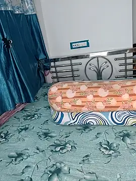 Snapshot of CamGirl_Neha chatting on 14, 7, 2026 CamGirl Neha online show from 14, 7, 2026