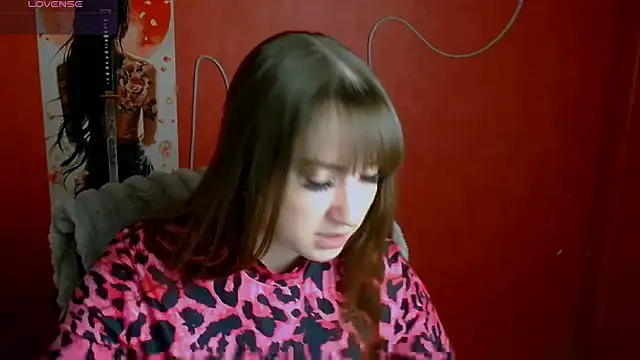 Tiffani Angel online show from 30, 4, 2026