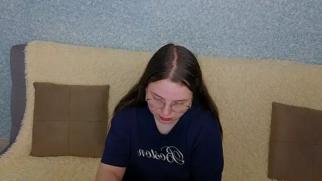SofiDreamm online show from 18, 4, 2026