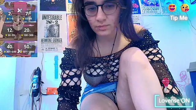 Snapshot of Ellaa_honey chatting on 10, 6, 2026 Ellaa honey online show from 10, 6, 2026