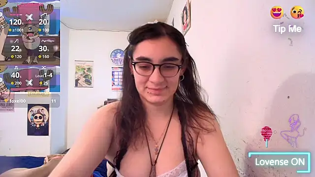 Snapshot of Ellaa_honey chatting on 15, 6, 2026 Ellaa honey online show from 15, 6, 2026