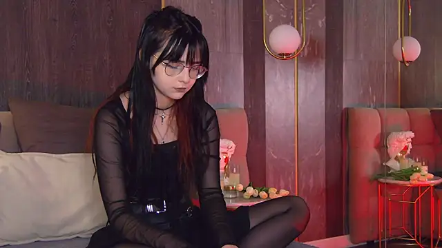 AmyRivers online show from 20, 4, 2026