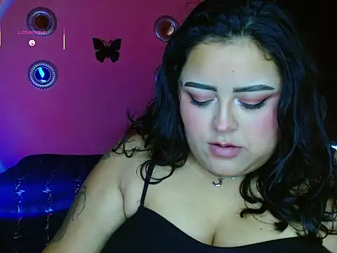 Snapshot of LunaAddittion chatting on 6, 7, 2026 LunaAddittion online show from 6, 7, 2026