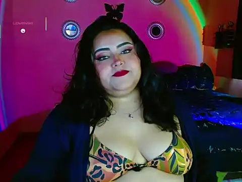 Snapshot of LunaAddittion chatting on 9, 7, 2026 LunaAddittion online show from 9, 7, 2026
