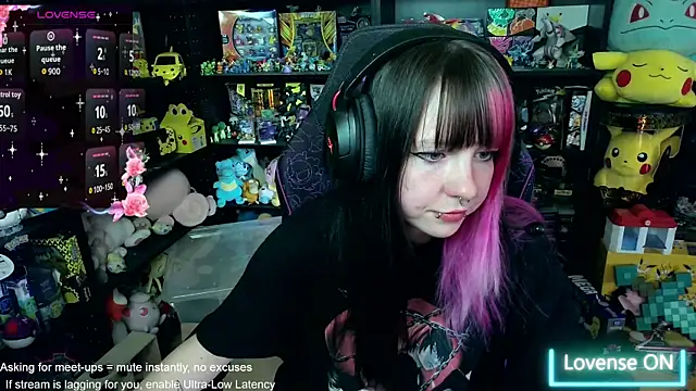CutieTracer online show from 10, 6, 2026