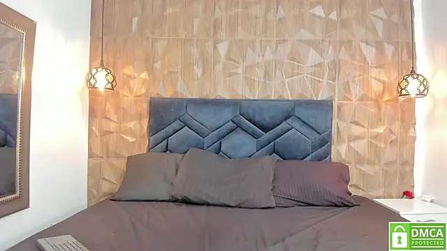 Debora Blaze  online show from 1, 4, 2026